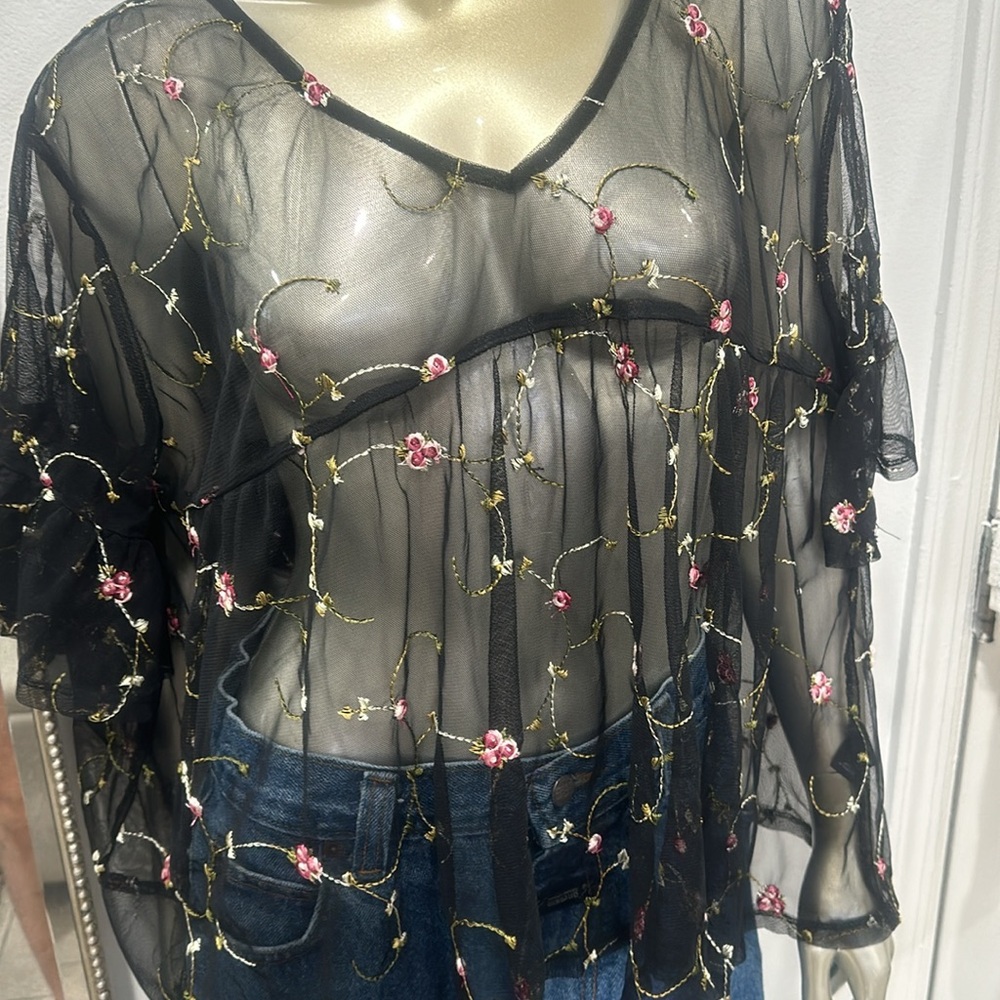 Sheer Embroidered Floral Top size L